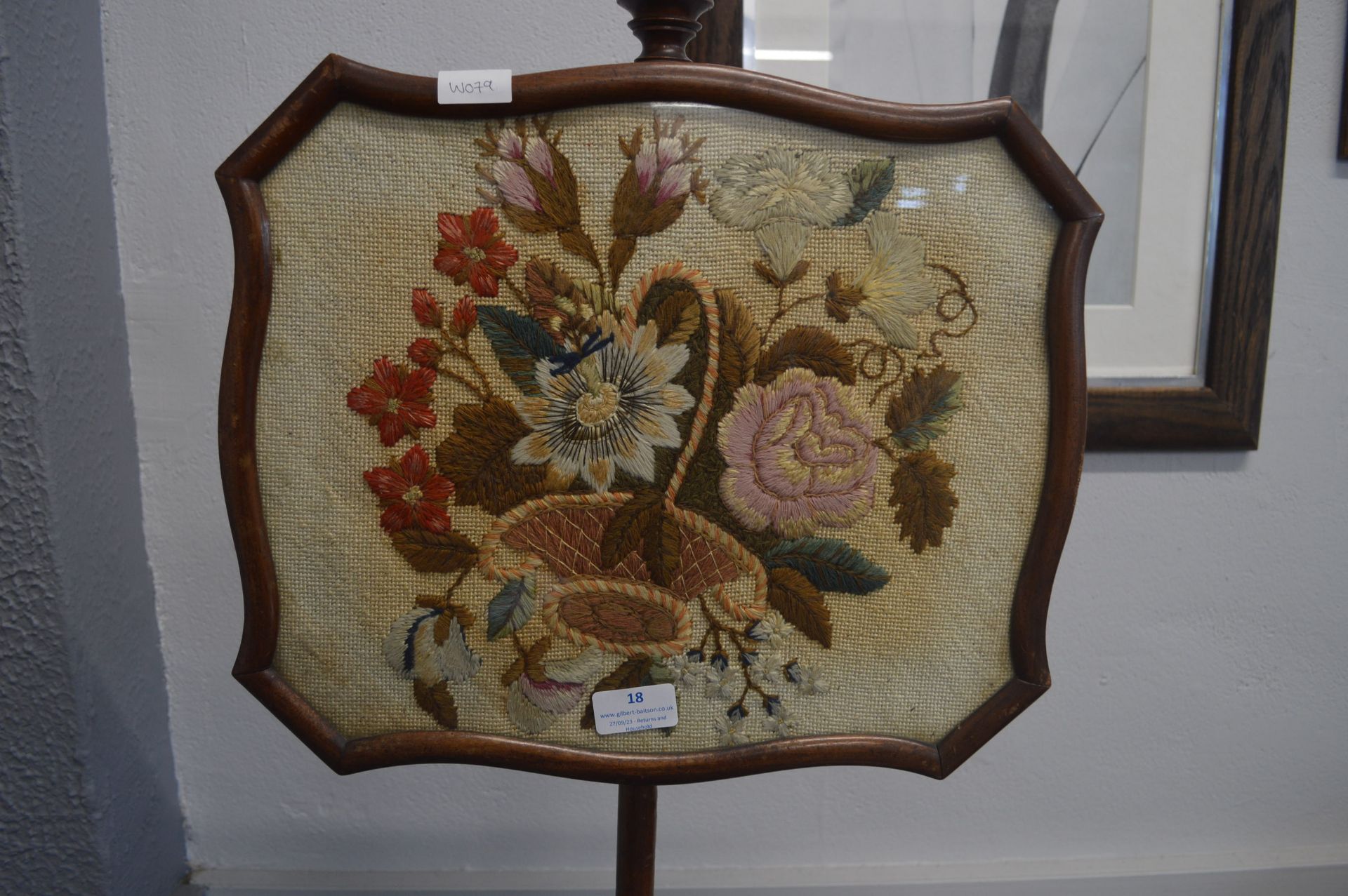 Victorian Turned Mahogany Pole Screen with Floral Embroidery Design - Image 2 of 2