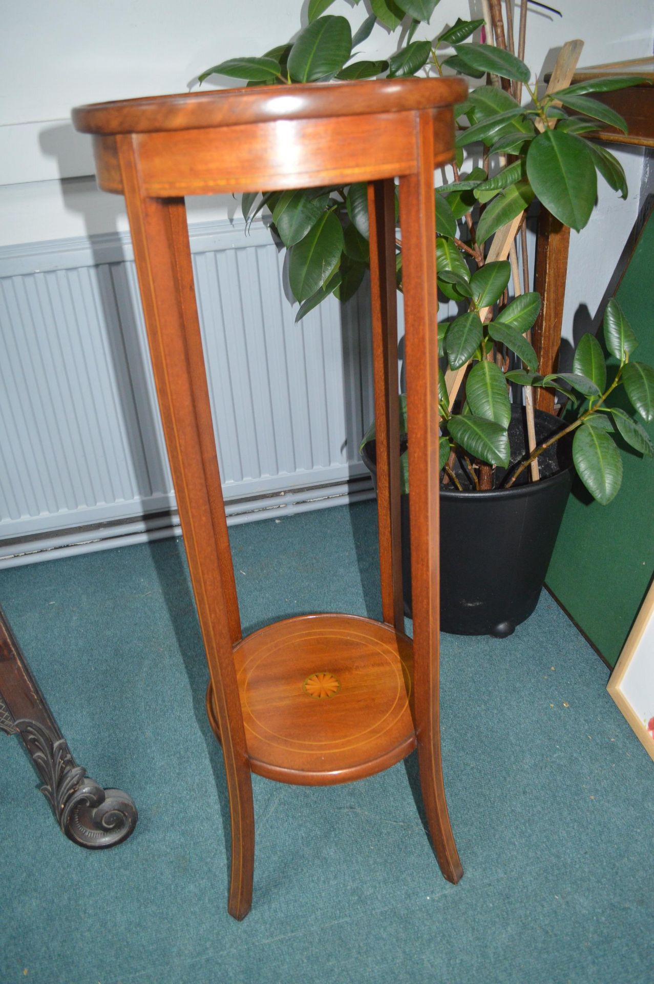 Edwardian Mahogany & Walt Plant Stand with Inlaid Design and Stringing - Image 3 of 3