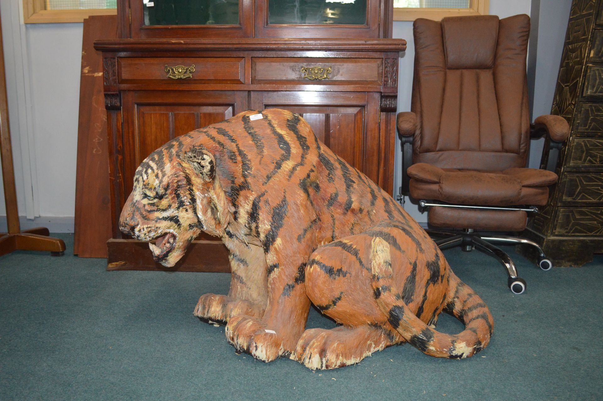 Life Sized Papier-Mache Tiger - Image 3 of 4