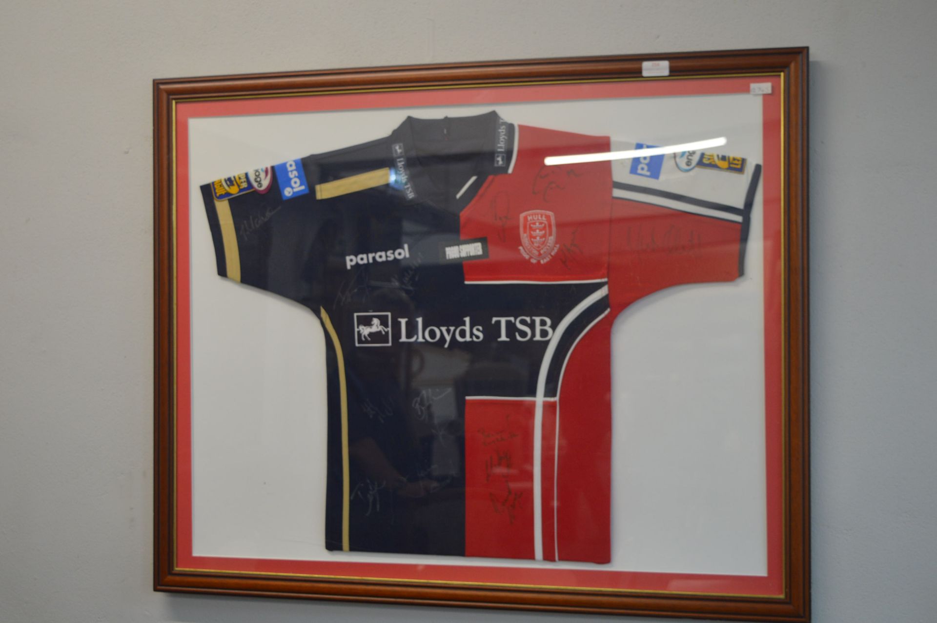 Signed & Framed Hull Kingston Rover Rugby Shirt - Image 2 of 2