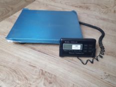 * Electronic weighing scale