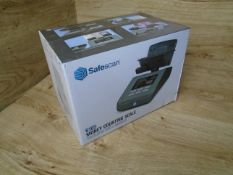 * SafeScan 6165 money counting scale