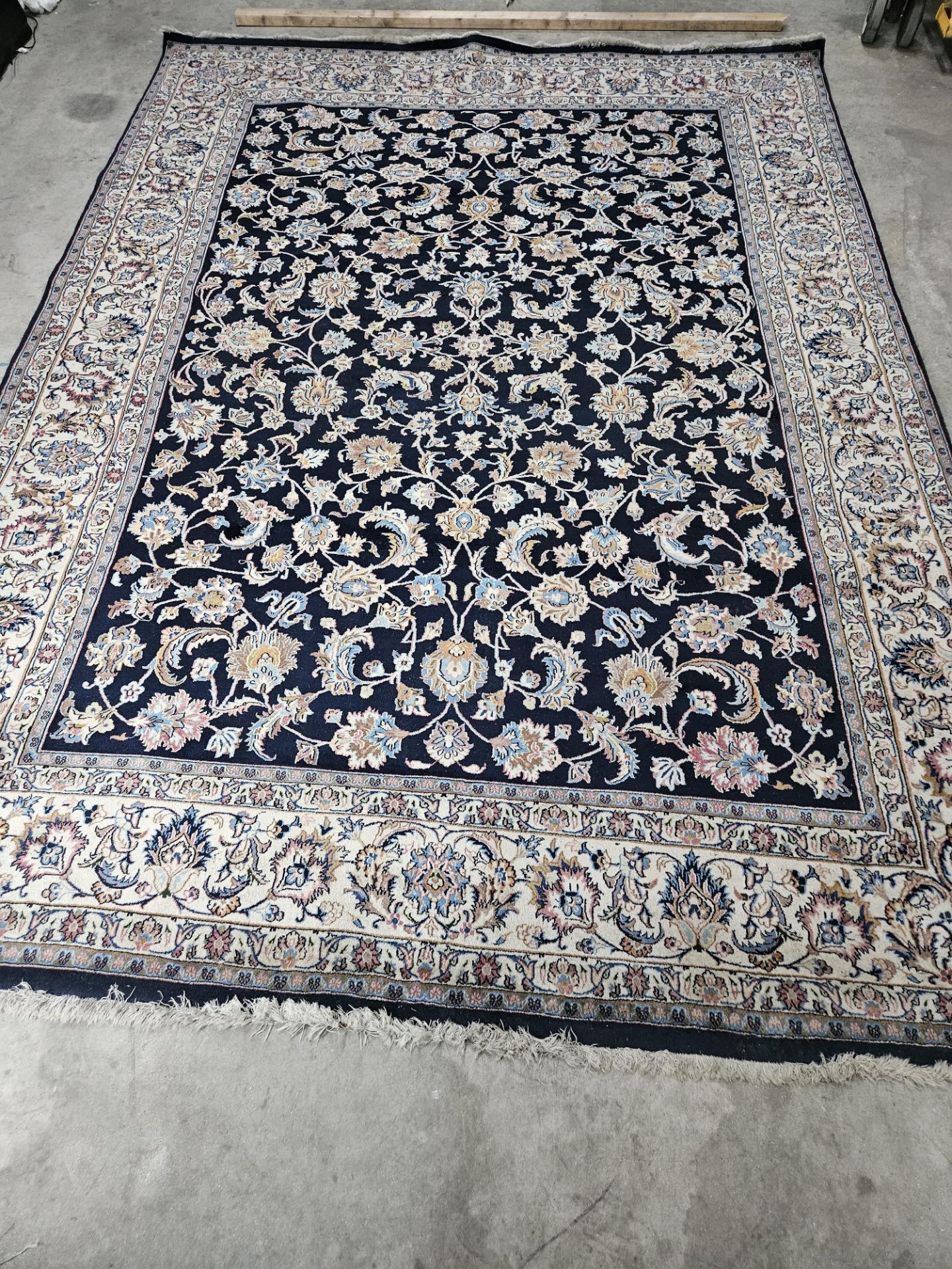 * Meshed Iranian rug - 3.15m x 2m - Image 2 of 4