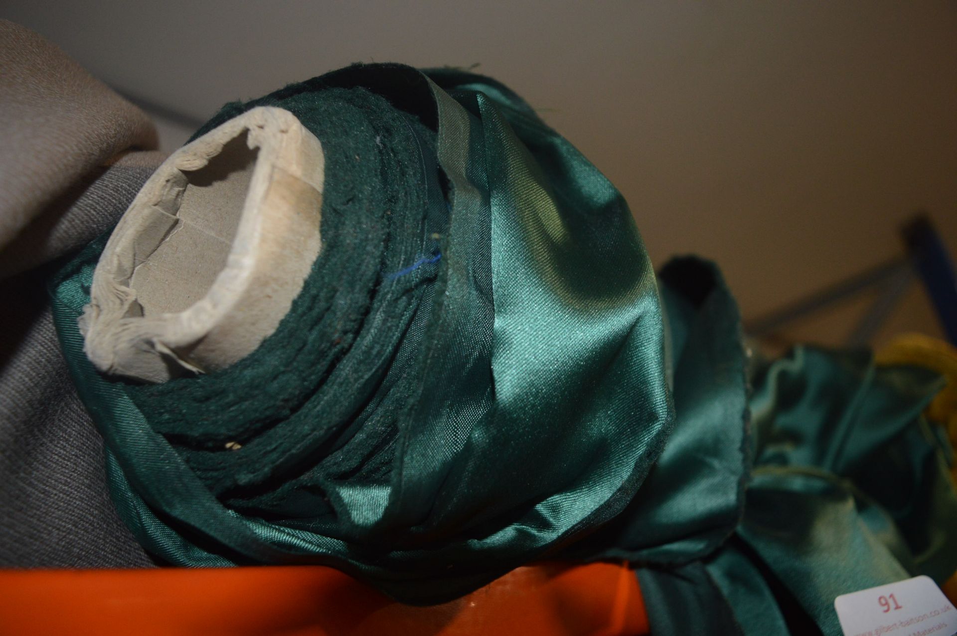 5ft wide Roll of Green Sateen - Image 2 of 2
