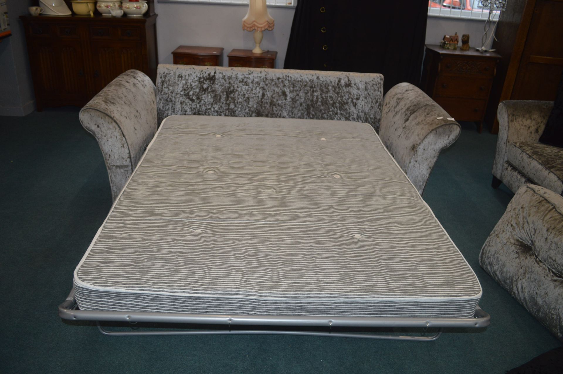 DFS Double Sofa Bed with Grey Plush Upholstery - Bild 4 aus 5