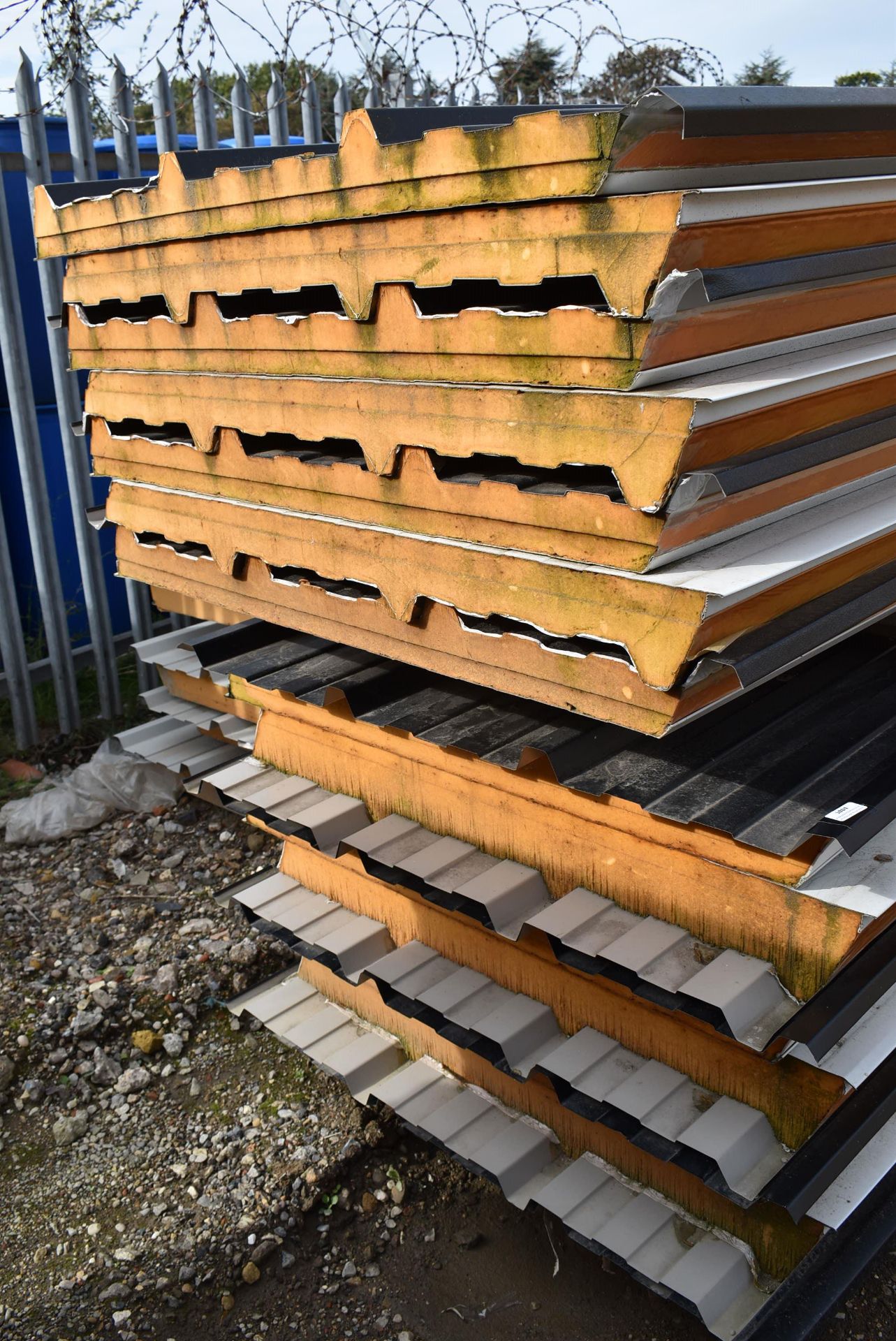 *13 Sheets of Insulated Cladding Boards 7x 55mm thick, 6x 100mm thick (Collection Only, No P&P - Image 2 of 2