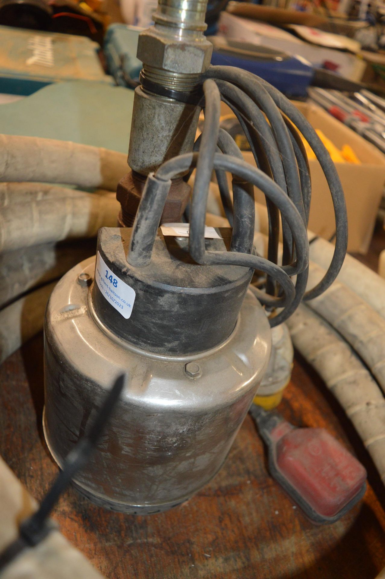 Lowara Submersible Pump with Outlet Bagging - Image 2 of 2