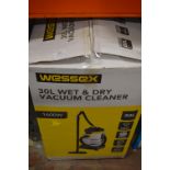 *Wessex 30L Wet & Dry Vacuum Cleaner (salvage)