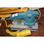 *Makita Sander 9045N