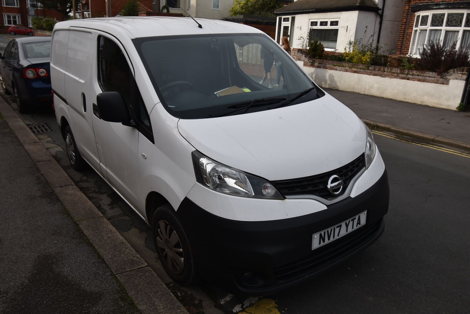 *Nissan NV200 Reg: NV17 YTA MOT: 25/02/2024 Mileage: 47,929 - Image 4 of 7