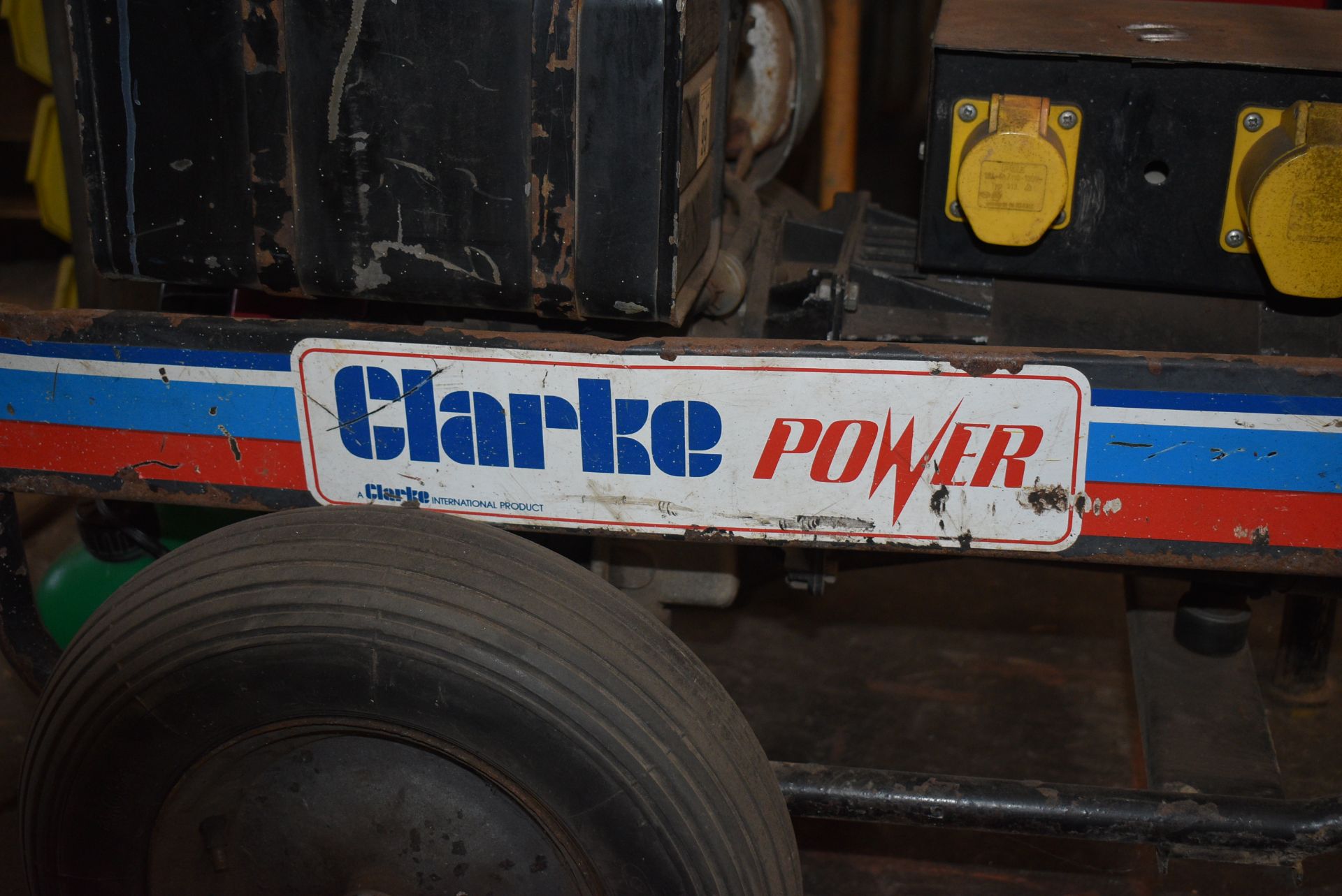 *Clarke Industrial Plus Power Unit 11HP on Wheels - Image 3 of 3
