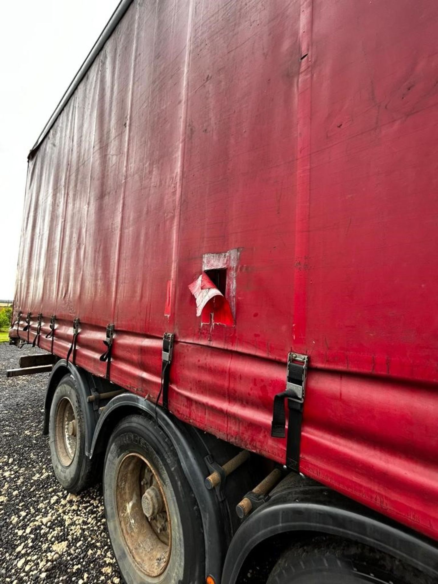 *Cartwright 40ft Curtain Side Triaxle Trailer No Test - Location Horncastle, Lincolnshire - Image 3 of 8