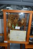 Steiff Bear of the Year 2007 No. 684 with Display