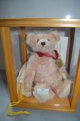 Steiff Bear of the Year 2019 No. 182 with Display