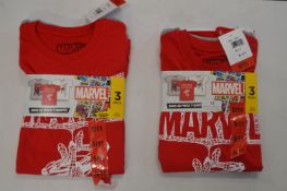 2x 3pk of Marvel T-Shirts Size: 9-11 years