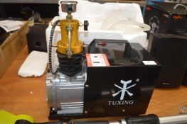 *Tuxing Compressor and Fish Tank