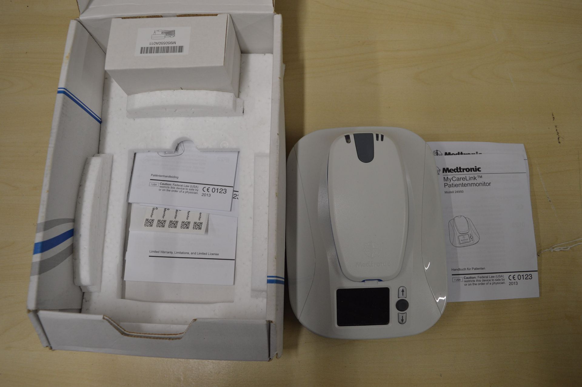 * Medtronic 24950 My Care link patient monitor (boxed & unused)