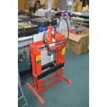 Clarke Strongarm Hydraulic Press