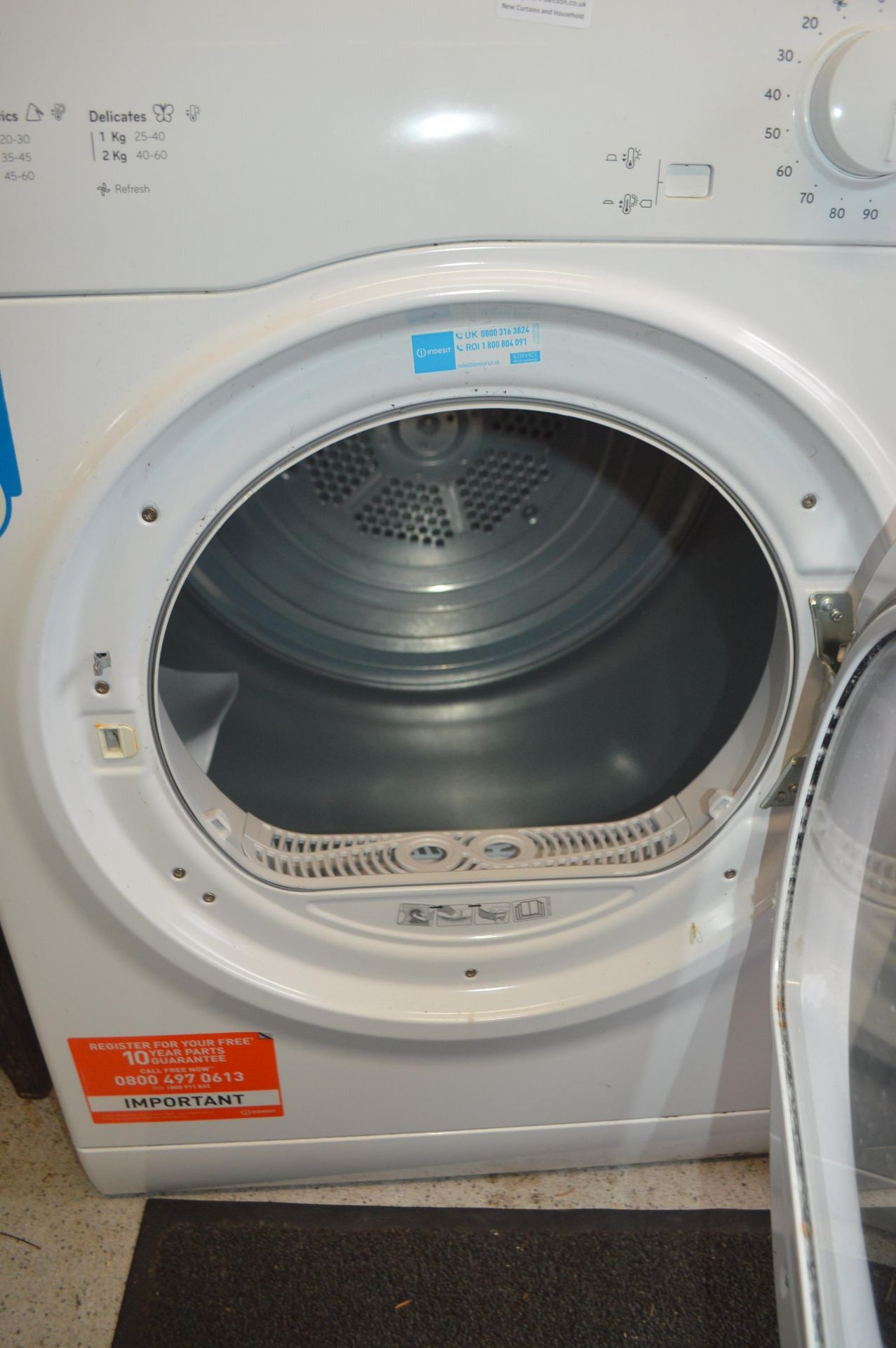 Indesit Turn and Go 8kg Dryer - Image 2 of 2