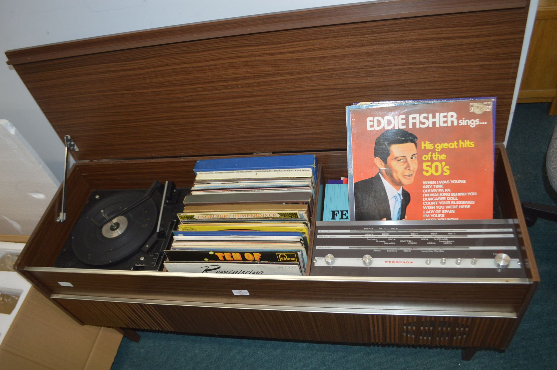 Vintage Ferguson Stereogram with Record Collection - Image 2 of 2