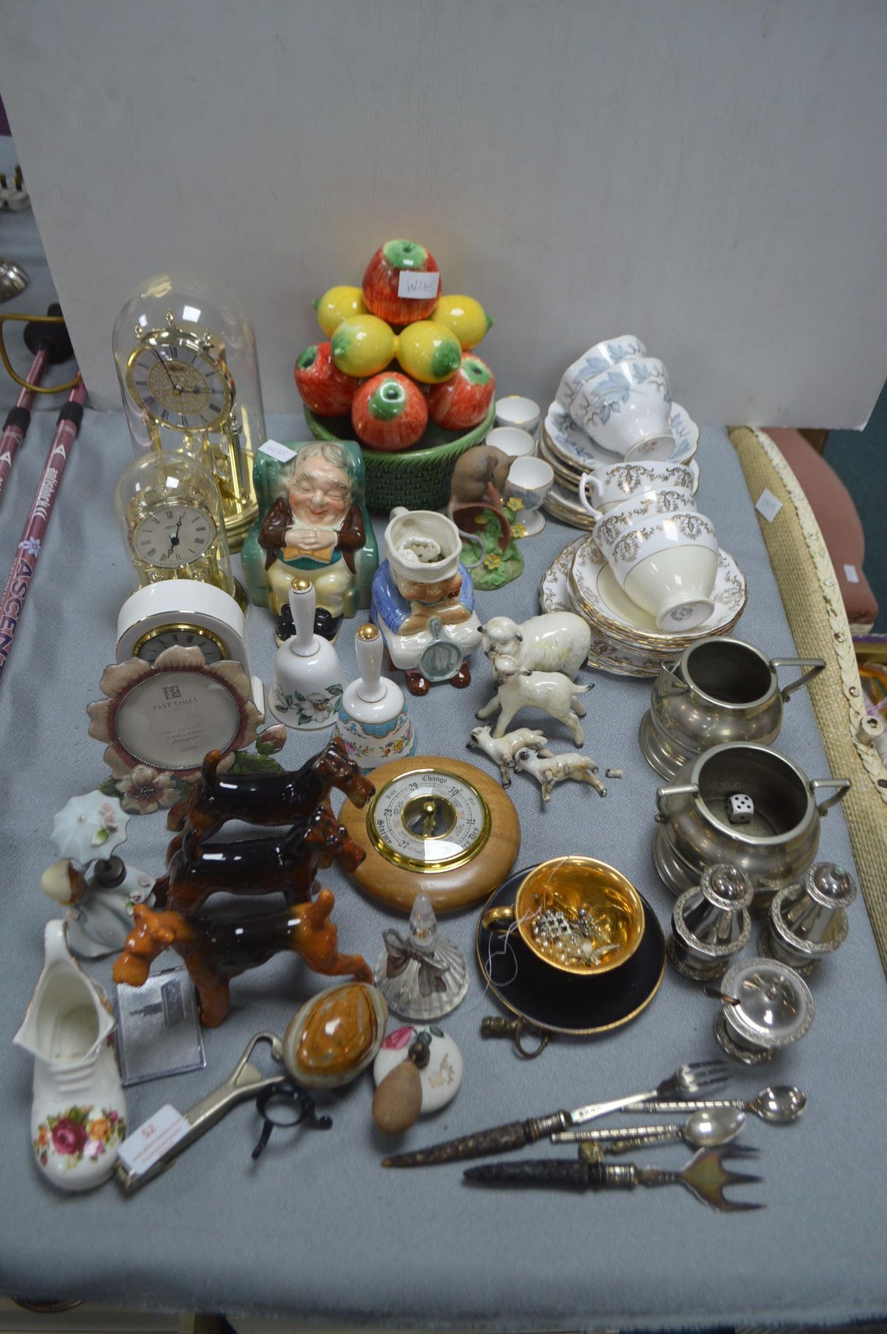 Decorative Items, Ornaments, Clocks, etc.