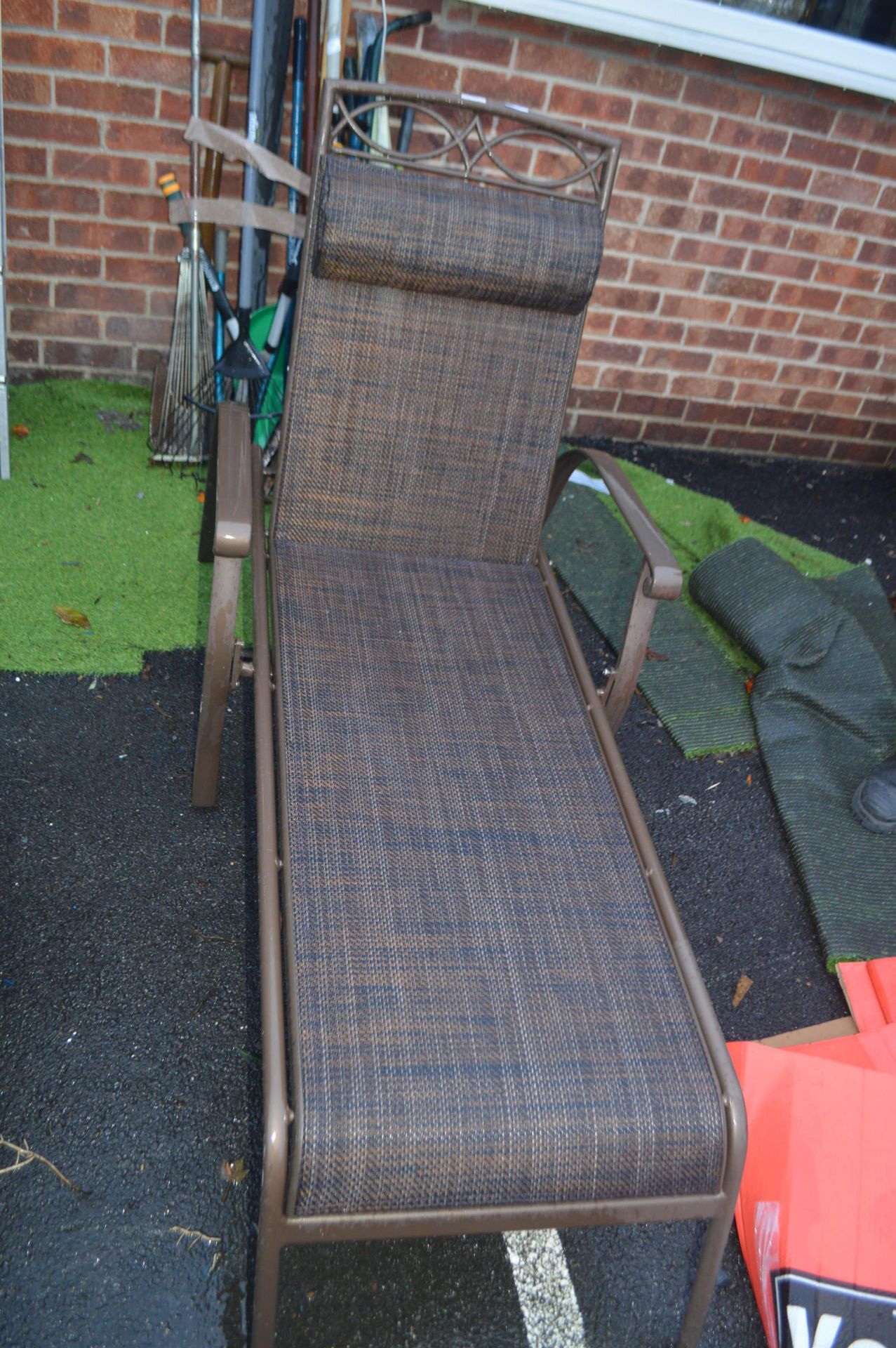 Folding Garden Lounger