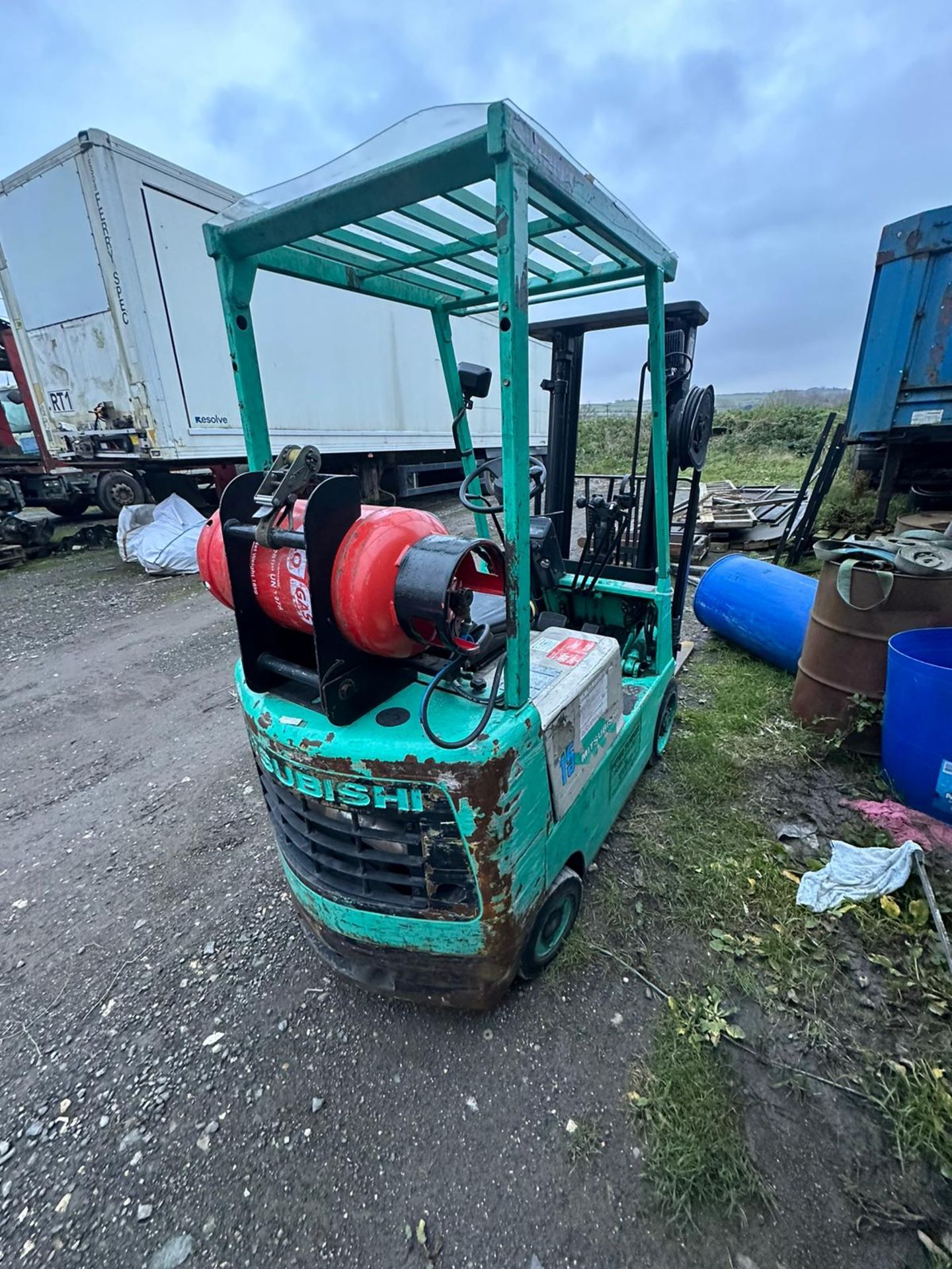 *Mitsubishi FGC15 Gas forklift - container spec, side shift. Full working order - Located at Unit 4, - Image 3 of 6