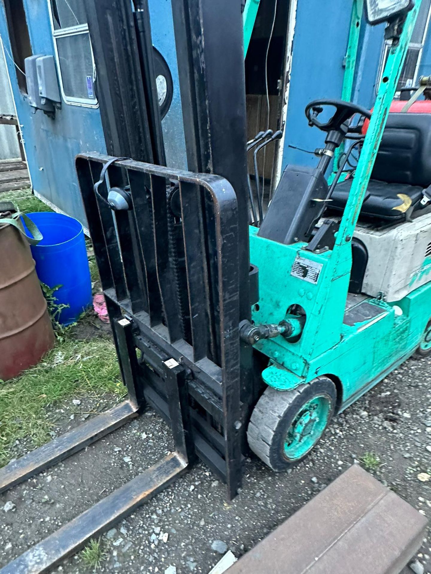 *Mitsubishi FGC15 Gas forklift - container spec, side shift. Full working order - Located at Unit 4, - Image 5 of 6