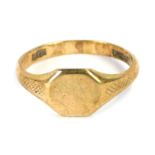 A 9ct gold gents signet ring, the octagonal ring head with etched design shoulders, ring size P½, 2.