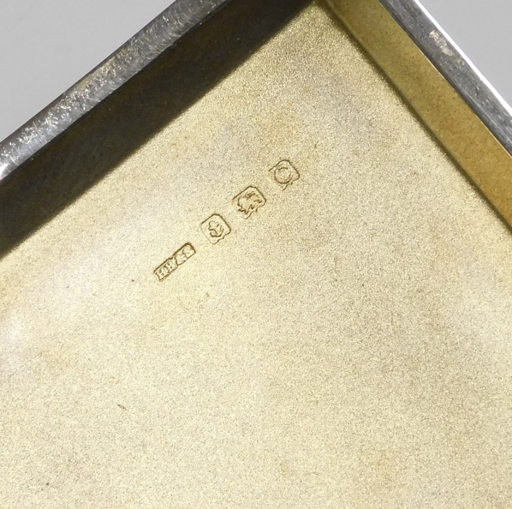 A George V silver cigarette case, engine turn decorated with vacant cartouche, Herbert Bushell and S - Image 2 of 3