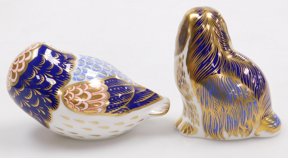 Two Royal Crown Derby porcelain paperweights, comprising Owl, 12cm wide, and Spaniel, 10cm high, bot - Image 2 of 3