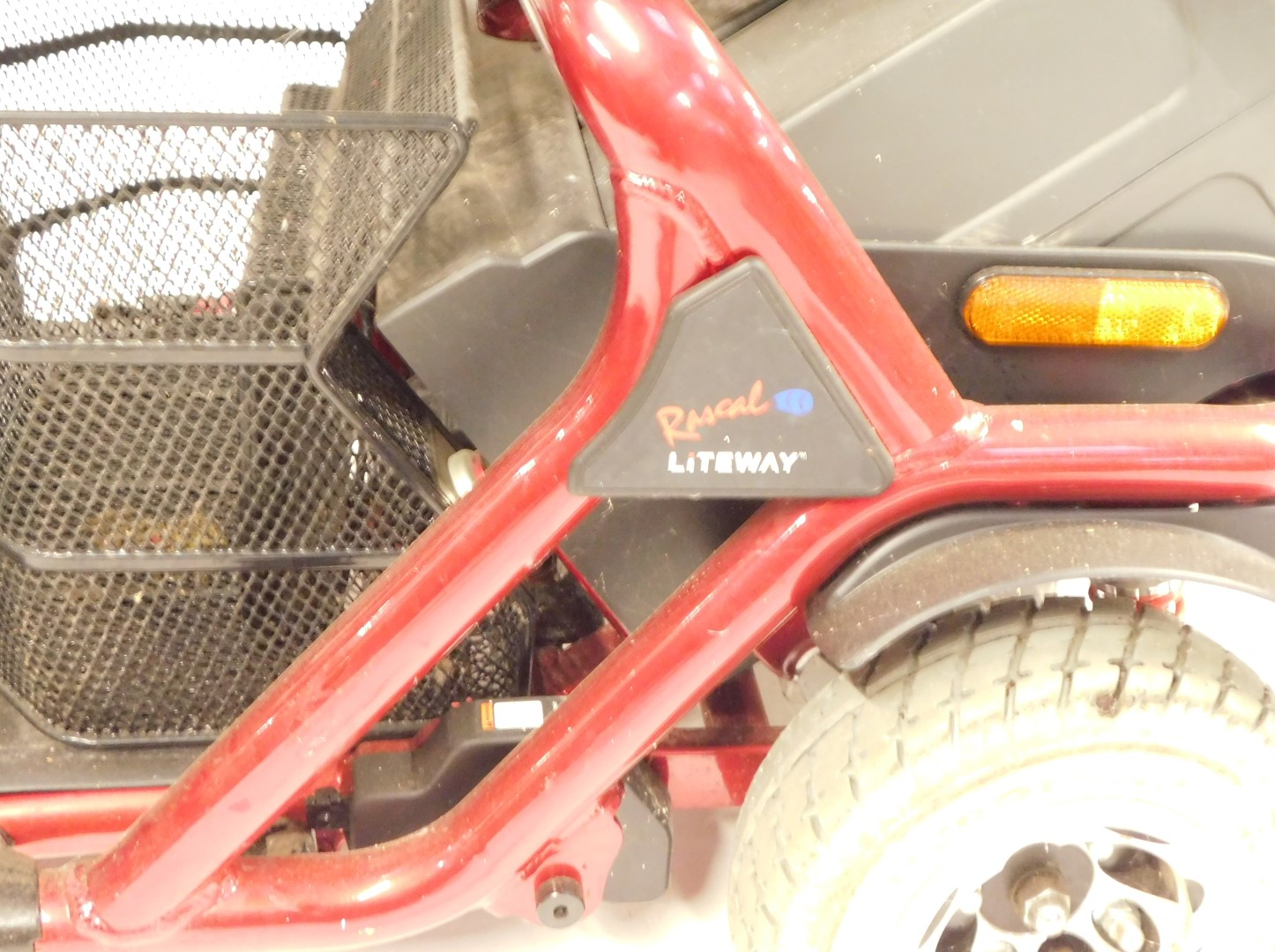 A Liteway Rascal mobility scooter, with power pack and key. - Image 3 of 4