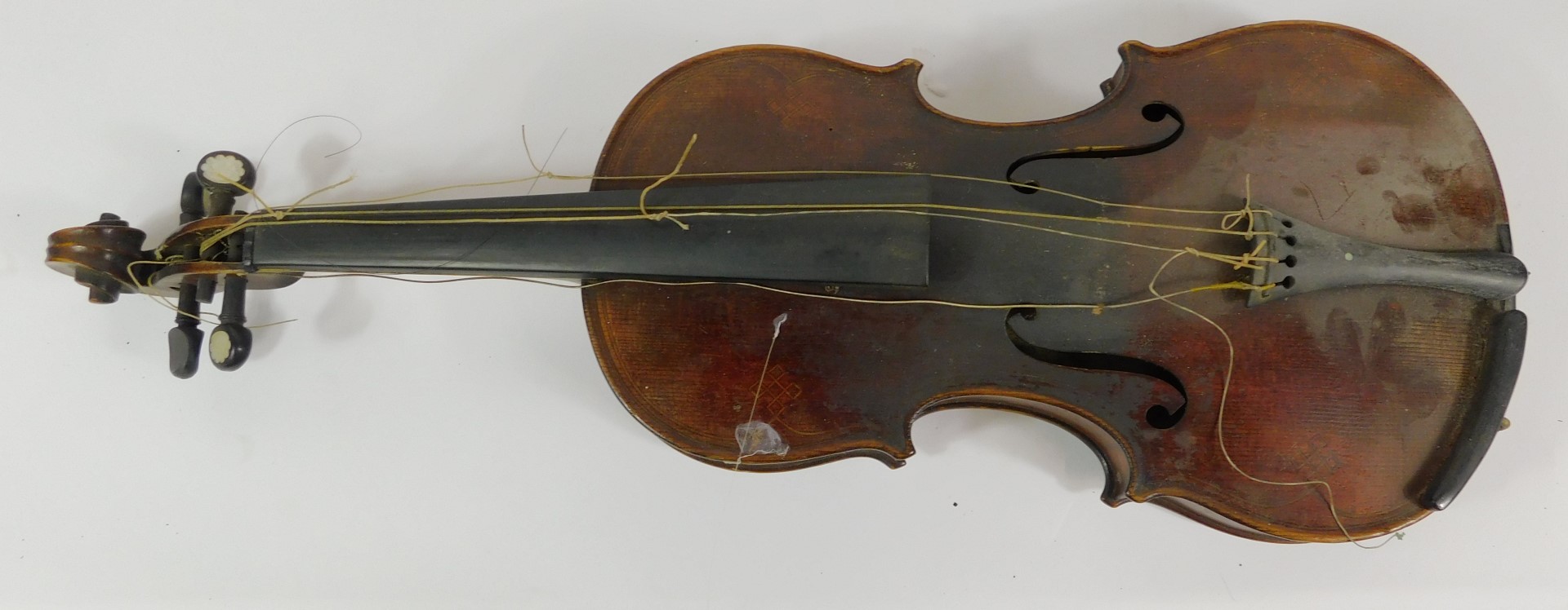 A Continental late 19thC violin, the bridge stamped Aubert, with mother of pearl inlaid tuning knobs - Image 2 of 9