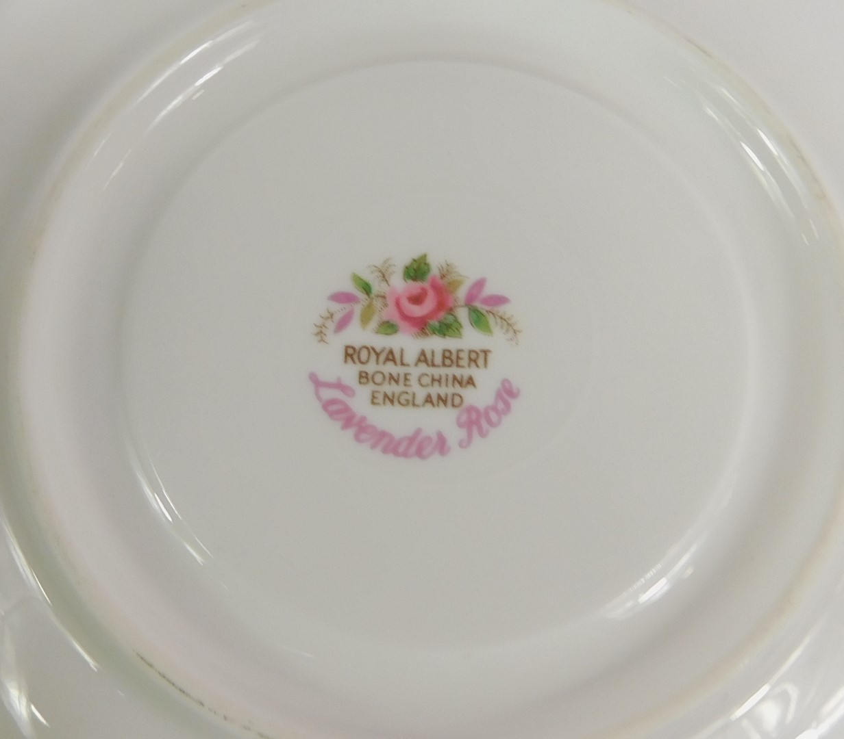 A Royal Albert Lavender Rose pattern tea and dinner service, comprising ten dinner plates, cake plat - Image 2 of 2