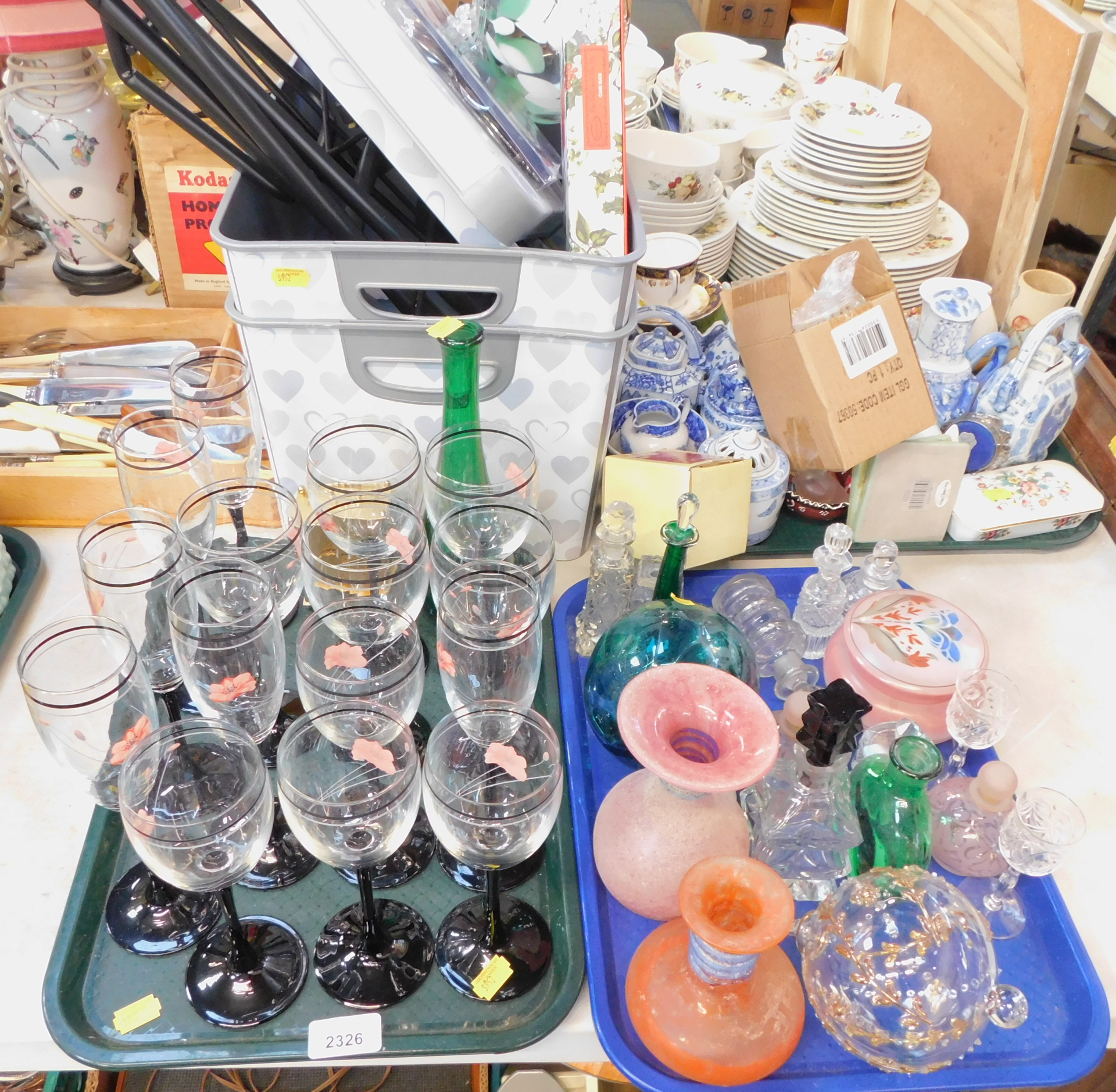 Household glassware and ceramics, comprising drinking glasses, modern Chinese blue and white wares,