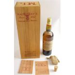 A bottle of Mackinlay's Rare Old Highland malt whisky, 47.3% volume, Ship Endurance Shackleton 1907