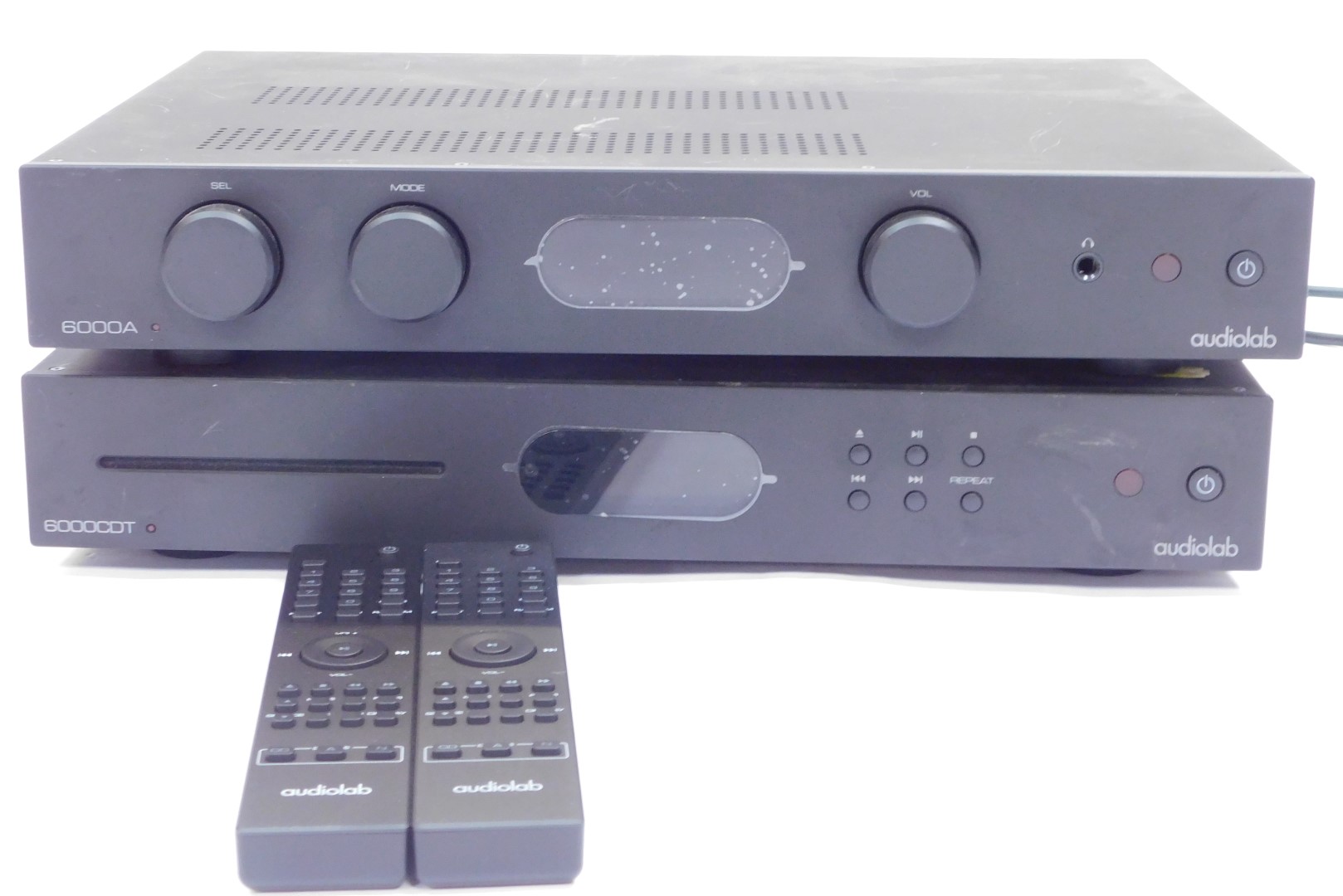 Audiolab hi-fi, comprising a 6000A and 6000CDT receiver, serial no AH007101CCA5355 and AH007801CJA57 - Image 2 of 4