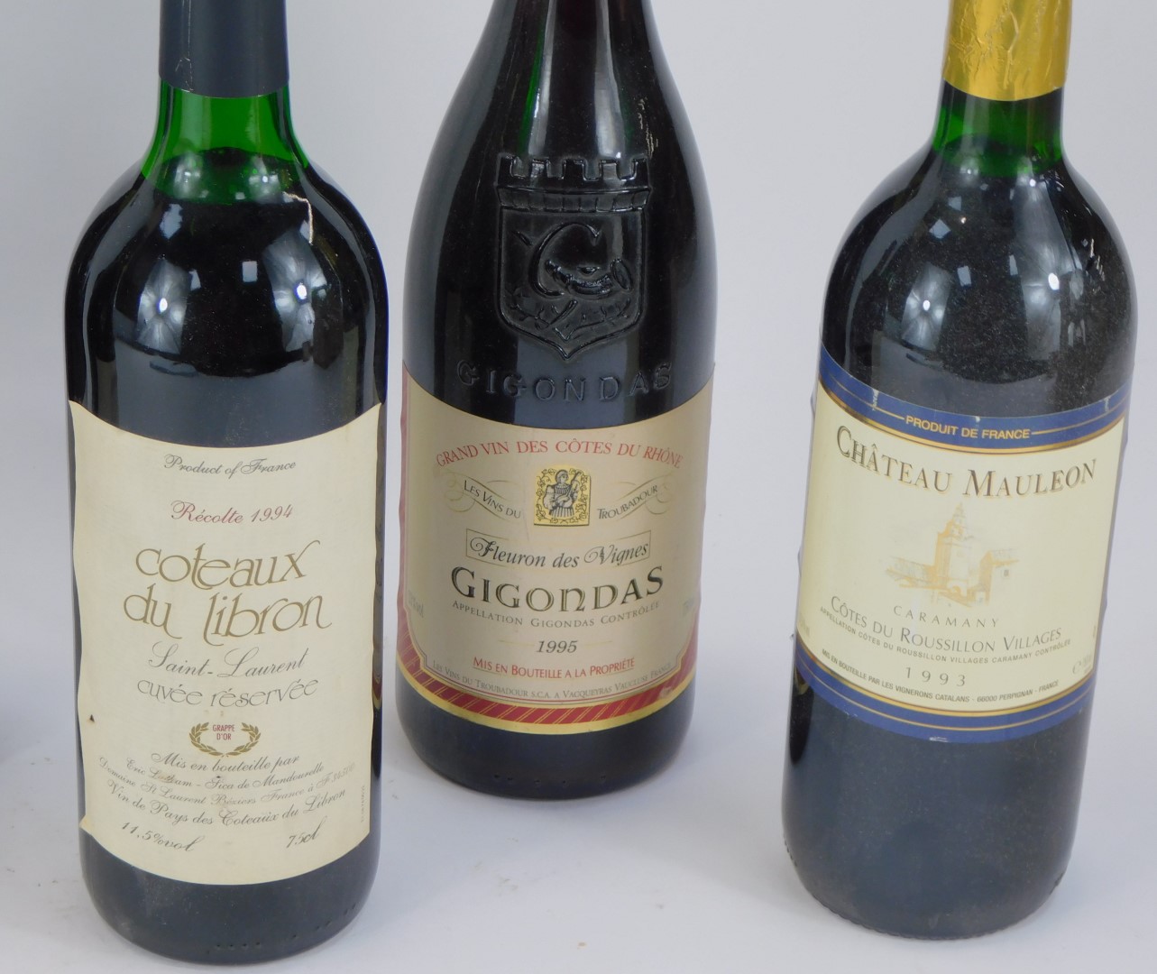 Six bottles of wine, comprising a Chateau du Vaudieu Chateauneuf-du-Pape 1994, a Cotaux du Libron Re - Bild 3 aus 3