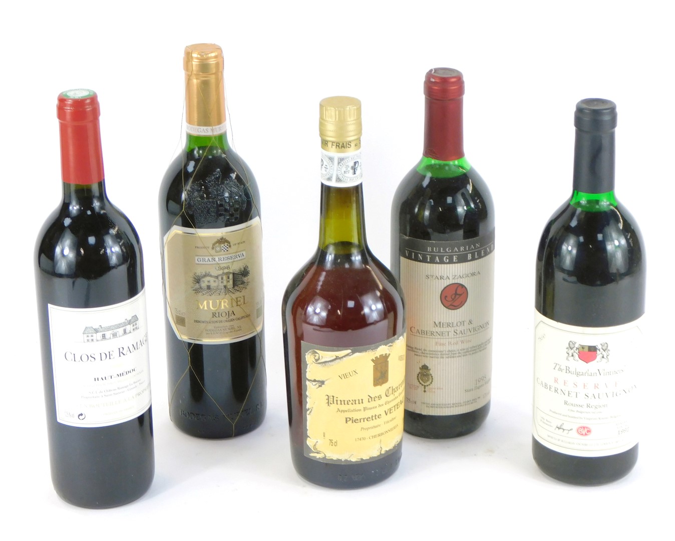 Five bottles of red wine, comprising a Clos de Ramage 1994, a Bulgarian Vintners Cabernet Sauvignon