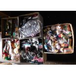Various hair accessories, children's toys, batteries, etc. (5 boxes)