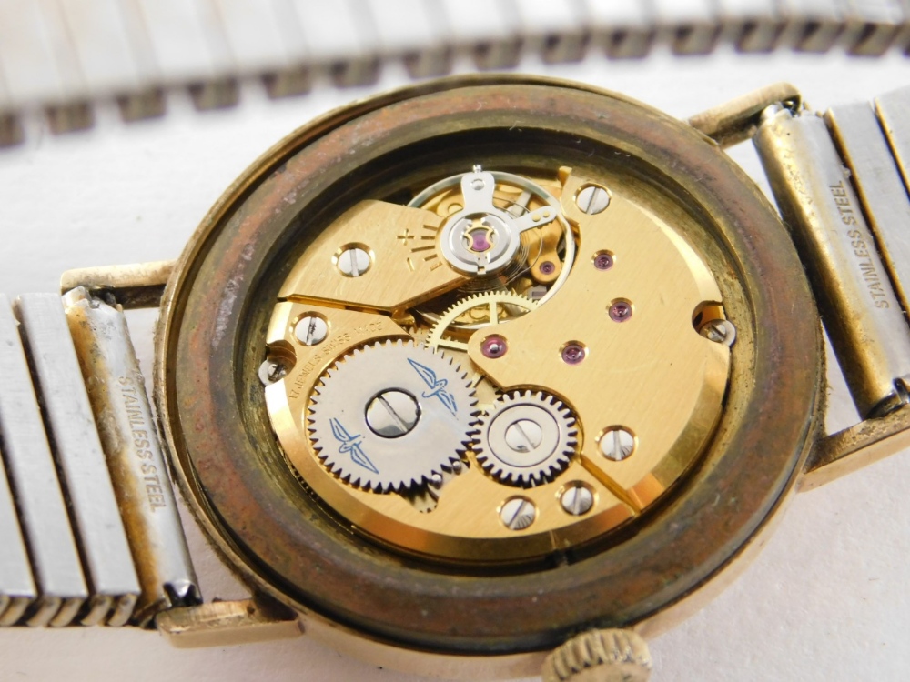 A Rotary 9ct gold cased gent's wristwatch, with silvered dial with date aperture, the reverse inscri - Image 3 of 3