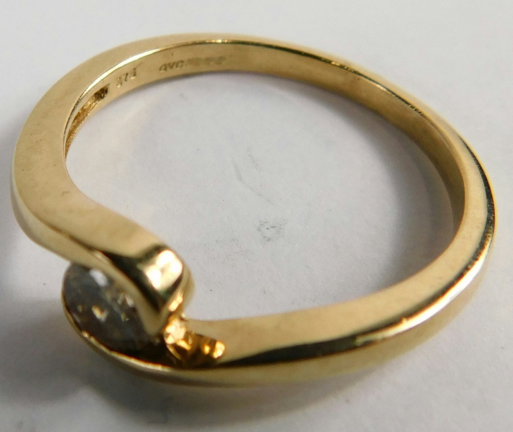 A 9ct gold diamond twist ring, set with round brilliant cut diamond approx 0.25ct, in a tension twis - Image 2 of 3