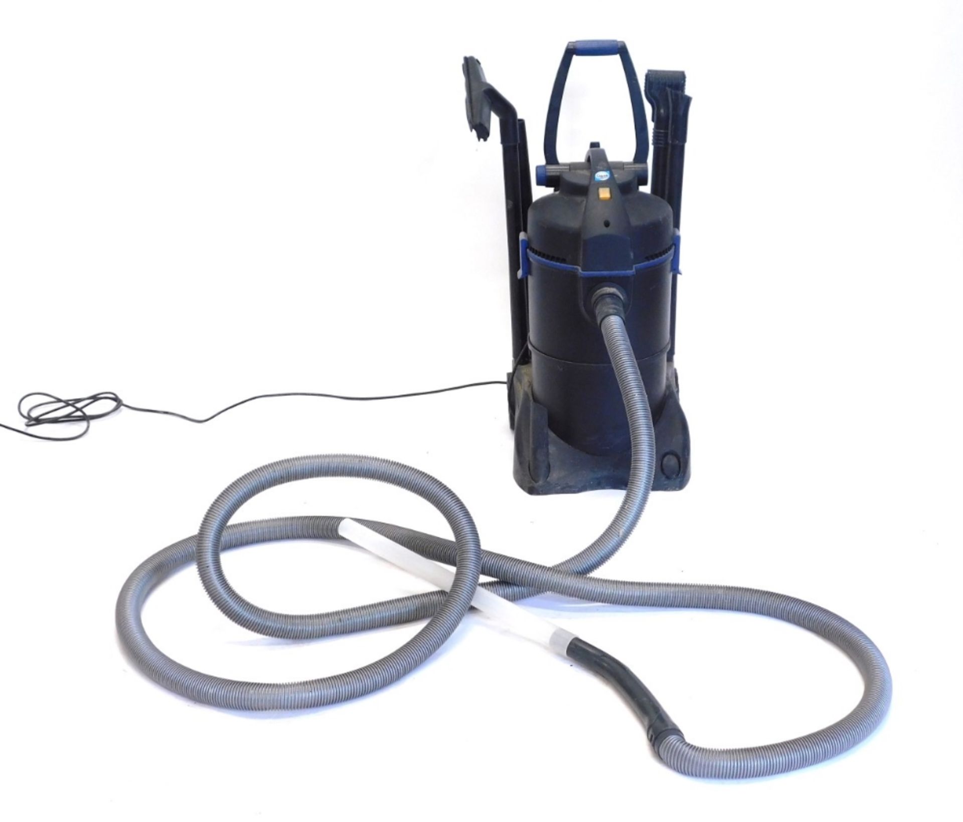 An Oase industrial pond vacuum cleaner, with accessories, 92cm high.