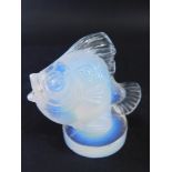 A Sabino type opalescent glass figure of a fish, unmarked, 6cm high.