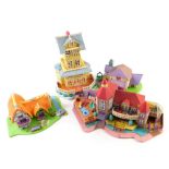 Various Polly Pocket bluebird buildings, with 1995 trademarks, one cottage with articulated roof, 19