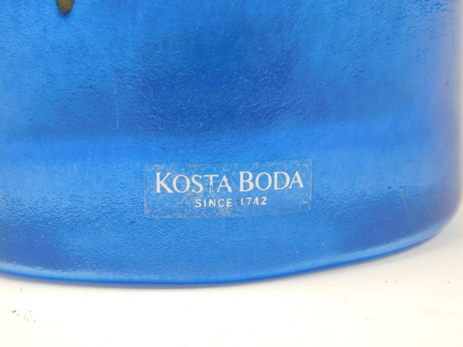 A Kosta Boda blue glass vase, of compressed cylindrical form, with flashes of browns and yellows, si - Image 2 of 3