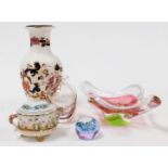 Decorative ceramics and glassware, comprising a Masons stoneware Mandalay pattern vase, 25.5cm high,