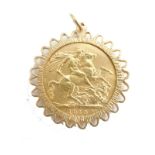 An Edward VII gold full sovereign in 9ct gold mount, 3cm high, 10g all in.