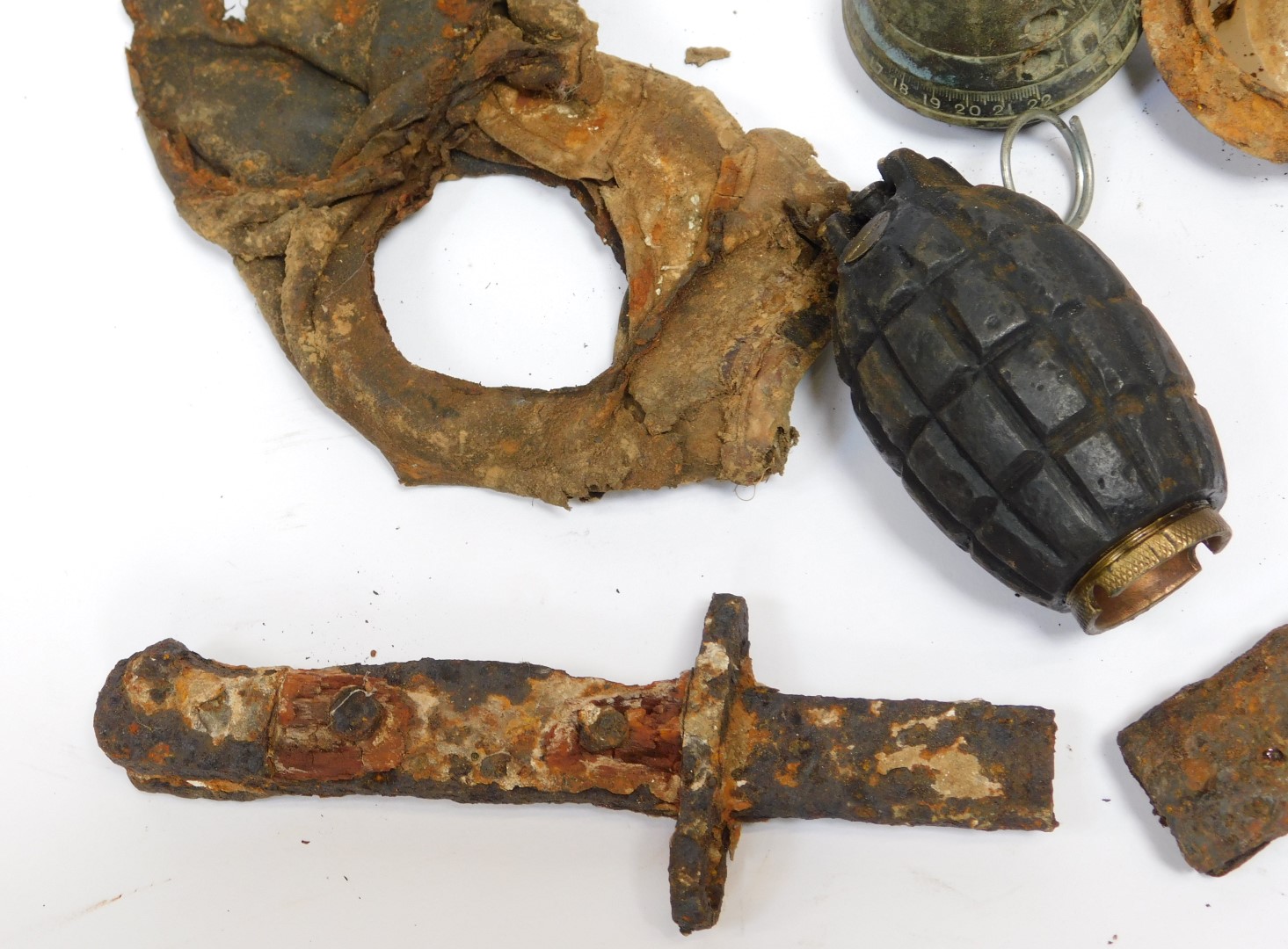 A First World War battlefield relics, to include German Butcher bayonet, and Mills grenade. - Image 2 of 4