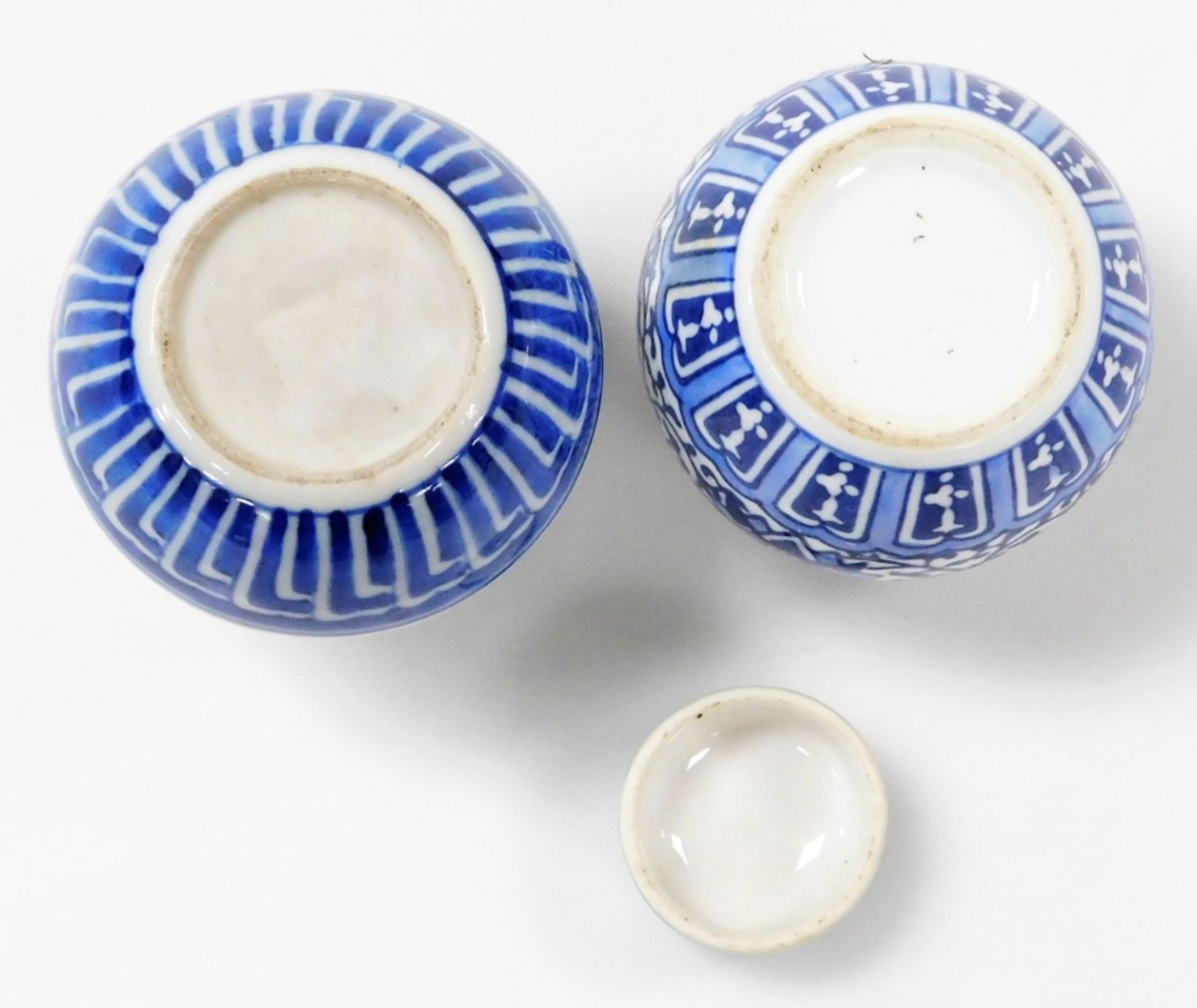 A group of porcelain, comprising three Furstenberg coffee cans, with two saucers, varying colours wi - Image 8 of 8